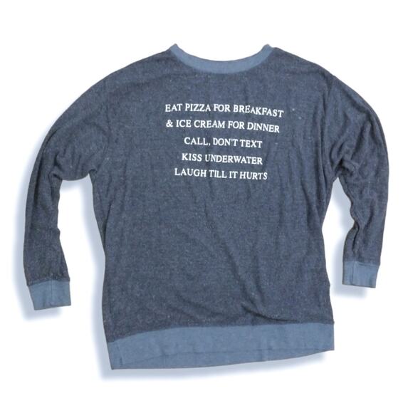 Wildfox "Day Off List" Oversized Blue Sweater Size XS | Eat Pizza For Breakfast - Picture 1 of 7